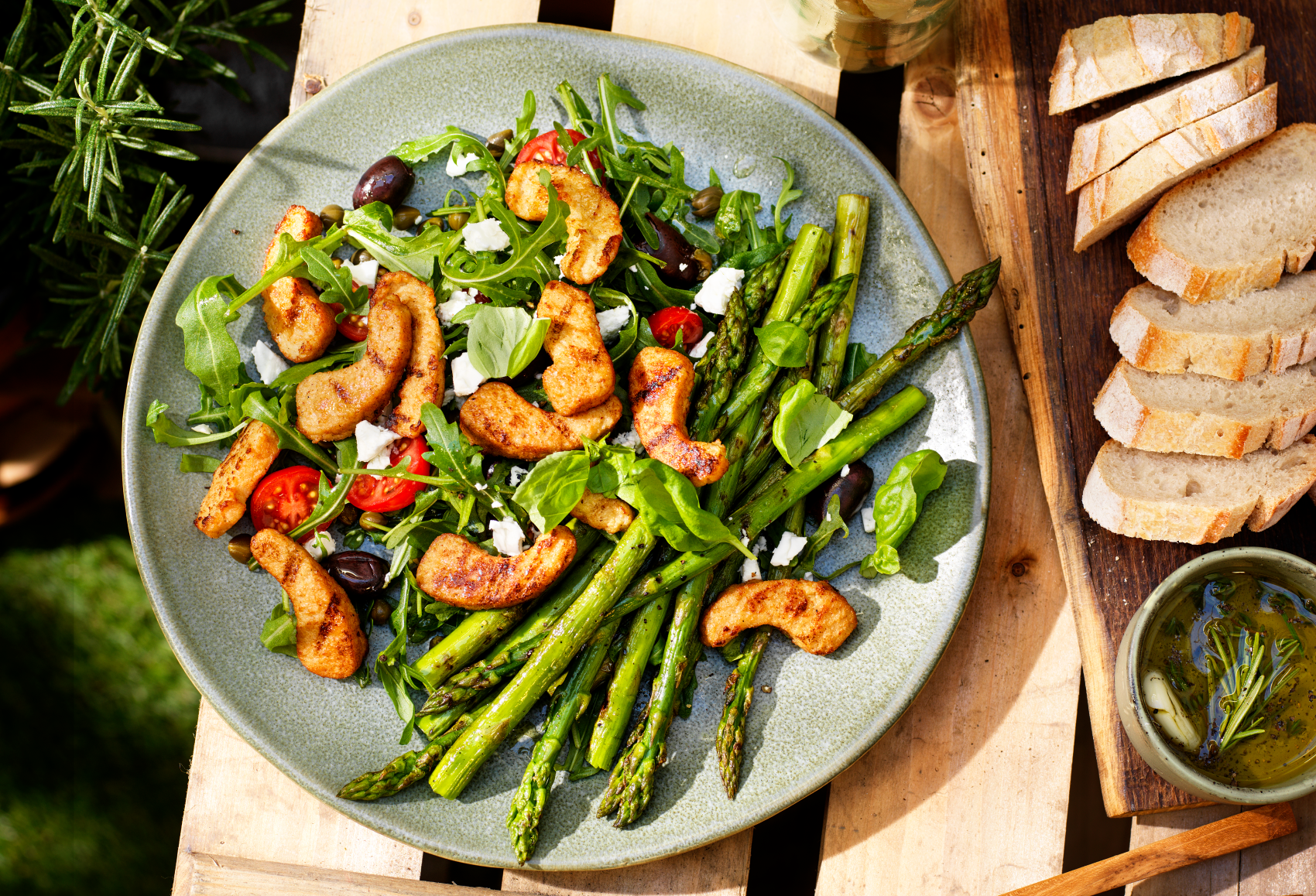 GG_Q2_BBQ_chargrilled-piece-salad