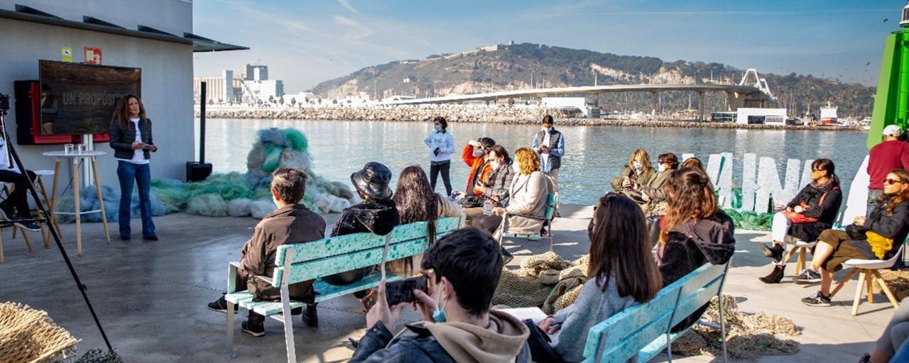 Redes para crear bancos y mesas